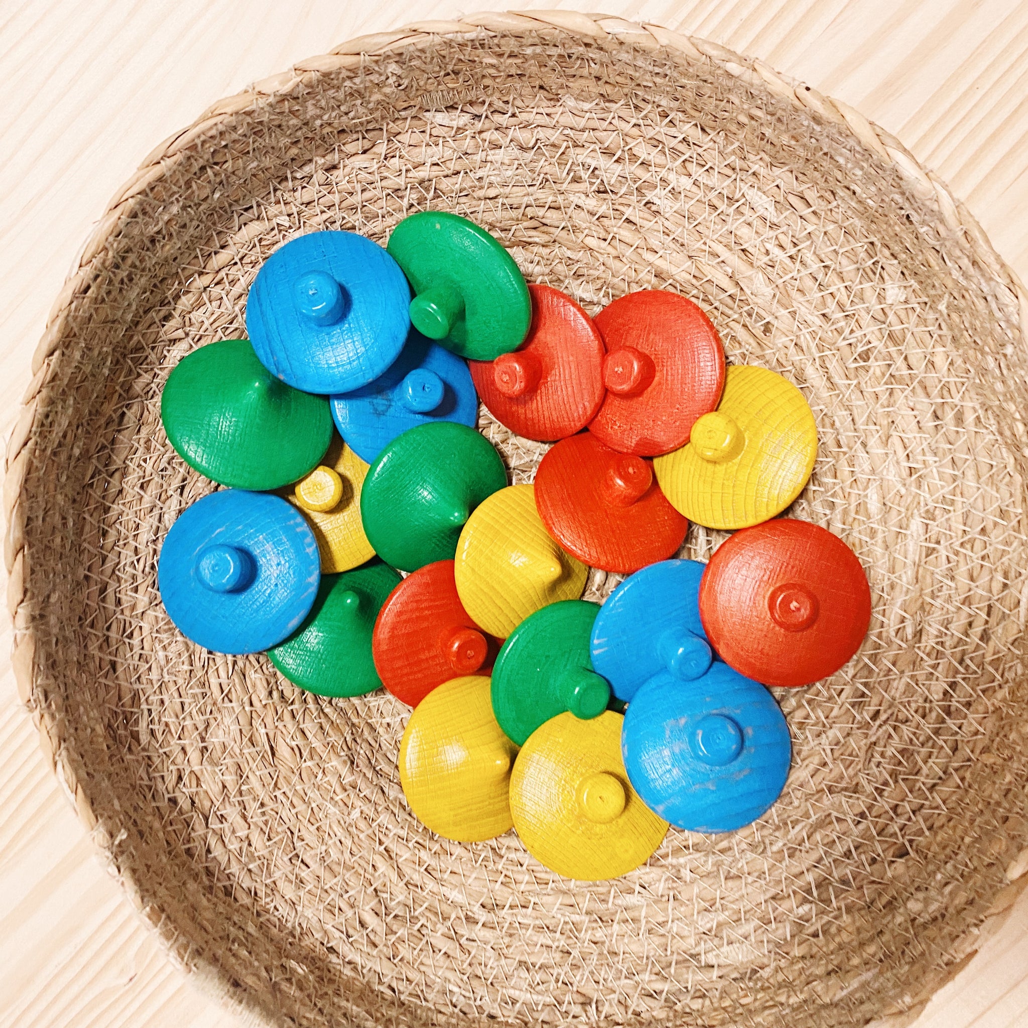 Peonza de madera (varios colores)