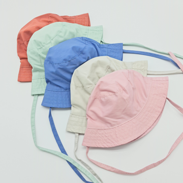 Gorrito tenis con protección solar UPF 50+