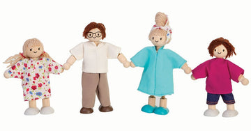 Familia muñecos madera