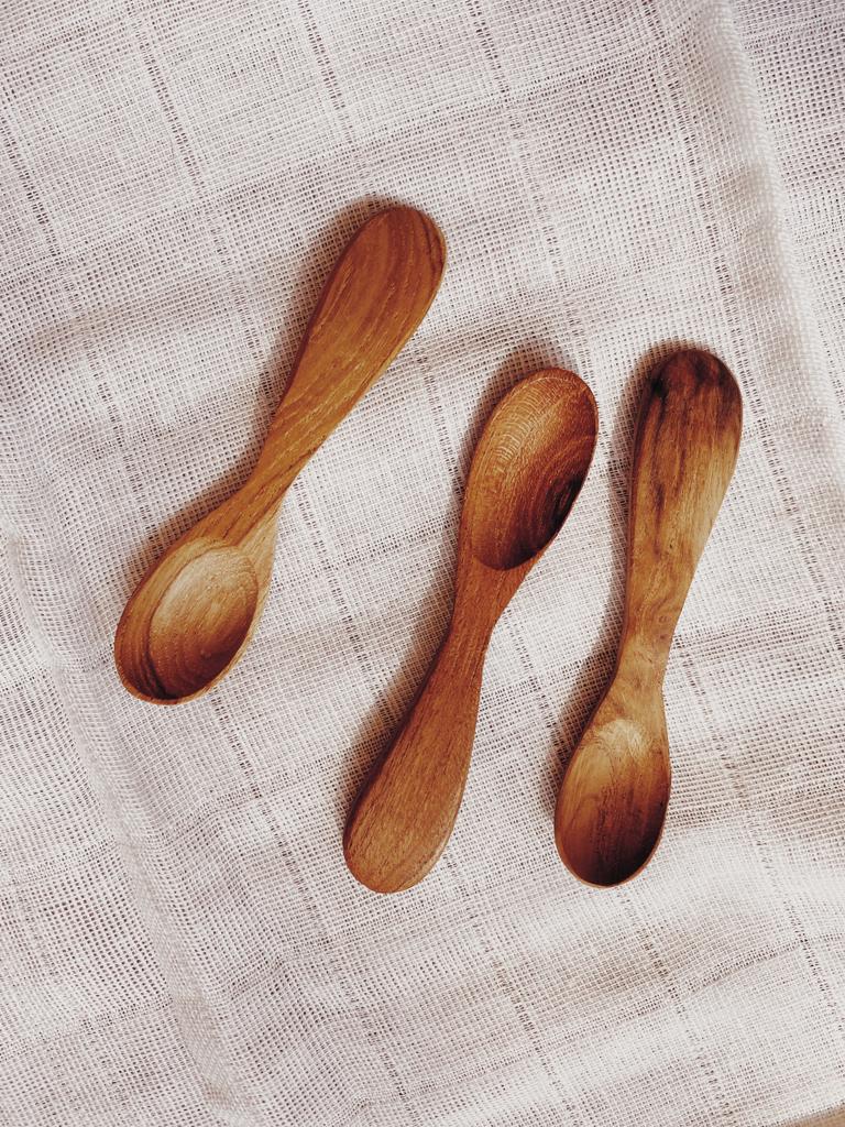 Mini cucharitas de madera